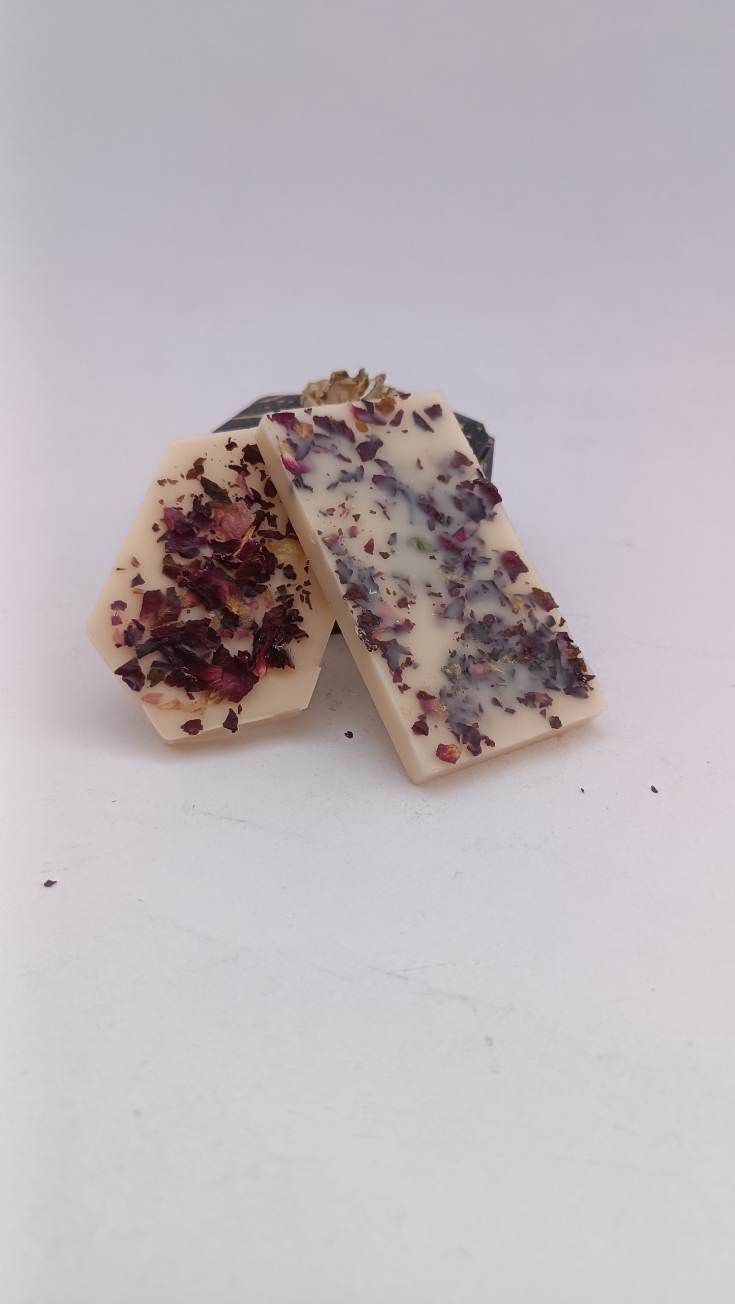 Maeve Essentials – Blooming Breeze Duo | Floral Wax Sachets | Eucalyptus & Ocean Whispers