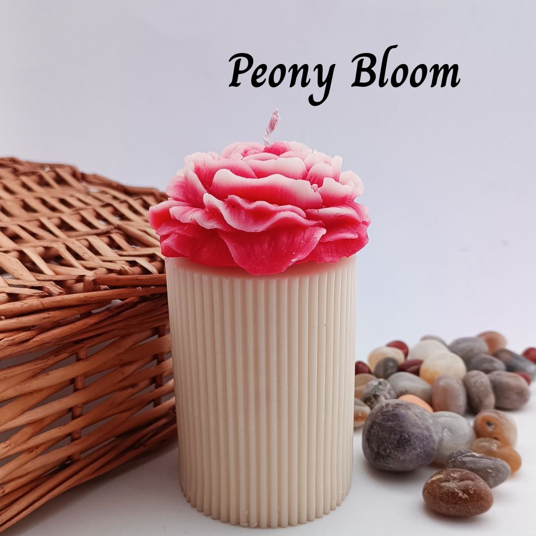 Maeve Essentials – Peony Bloom | Peony, Soft Rose & White Amber Scented Floral Candle