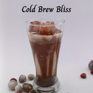 Maeve Essentials – Cold Brew Bliss | Iced Coffee Candle with Cocoa Drizzle & Cinnamon Swirl